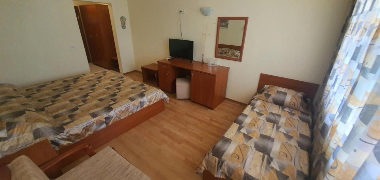 Diamond Hotel Primorsko Luaran gambar