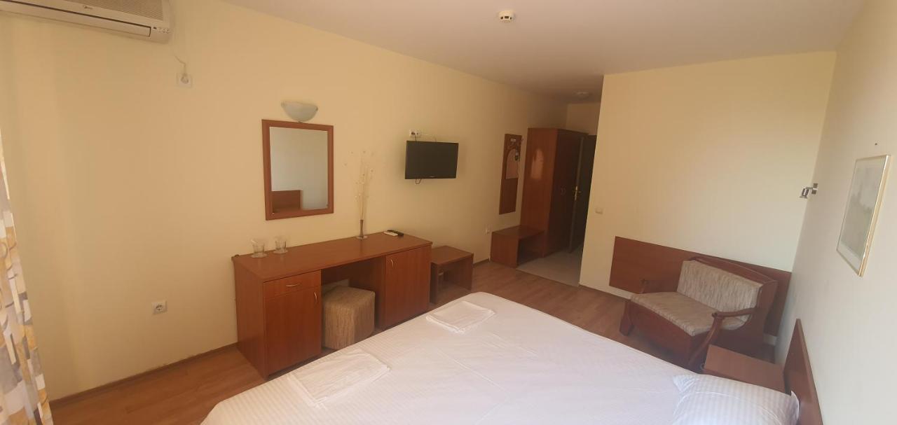 Diamond Hotel Primorsko Luaran gambar