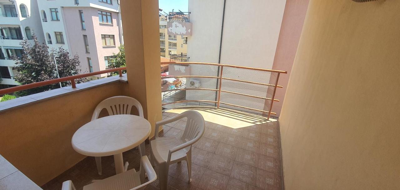 Diamond Hotel Primorsko Luaran gambar