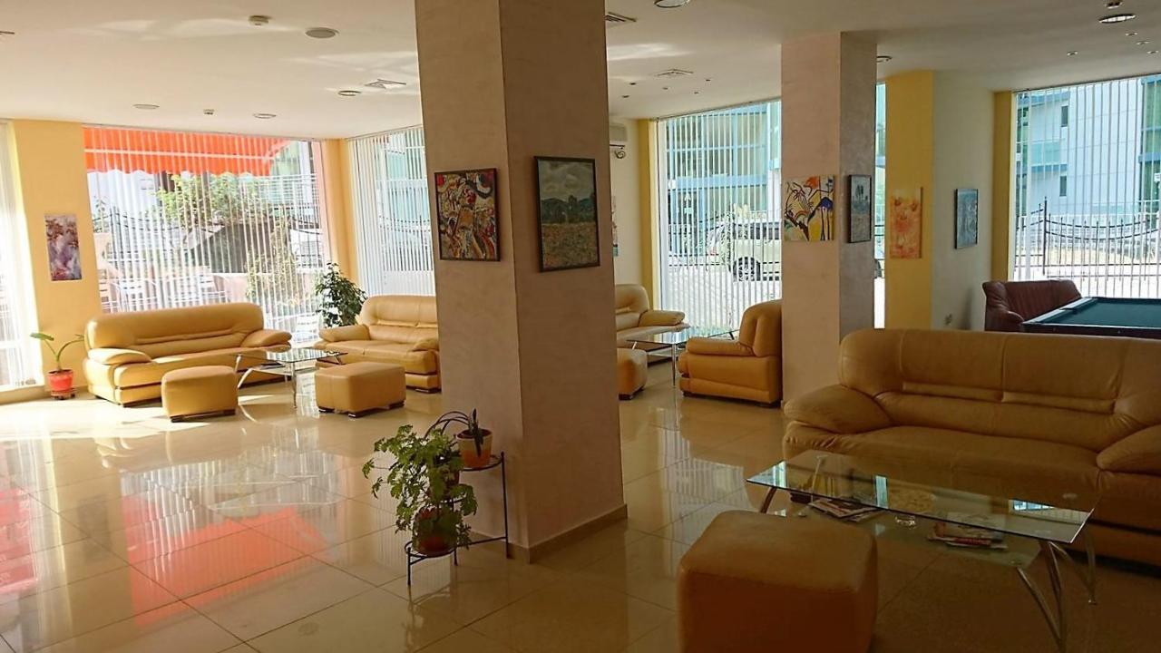 Diamond Hotel Primorsko Luaran gambar